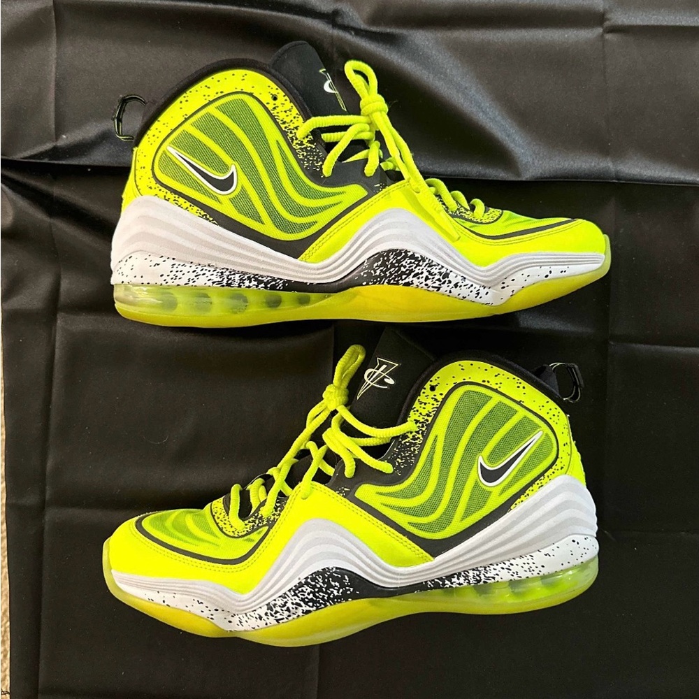 Like New Nike Penny V “Volt”